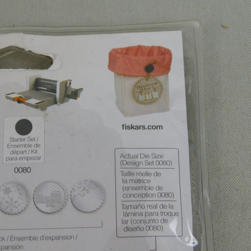 Fiskars 0080 Fuse Creativity System Die Cut Expansion Pack Round Medium #5897 - Picture 10 of 14