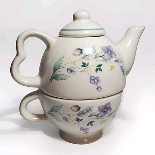 Vintage Pfaltzgraff April Floral Stoneware Nesting Stackable Tea Pot & Mug Set 