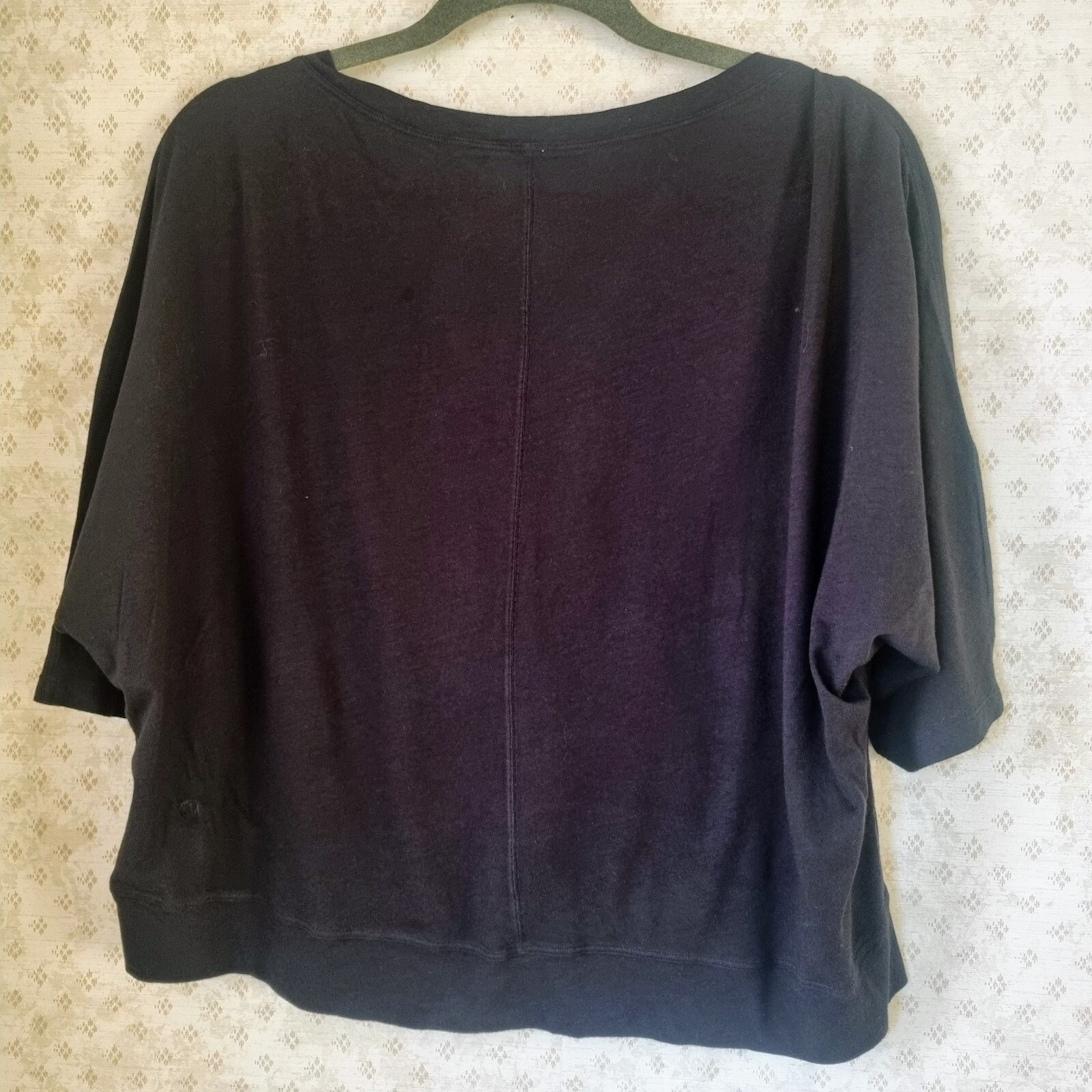 Lululemon Charcoal grey oversized tshirt with deep V… Gem