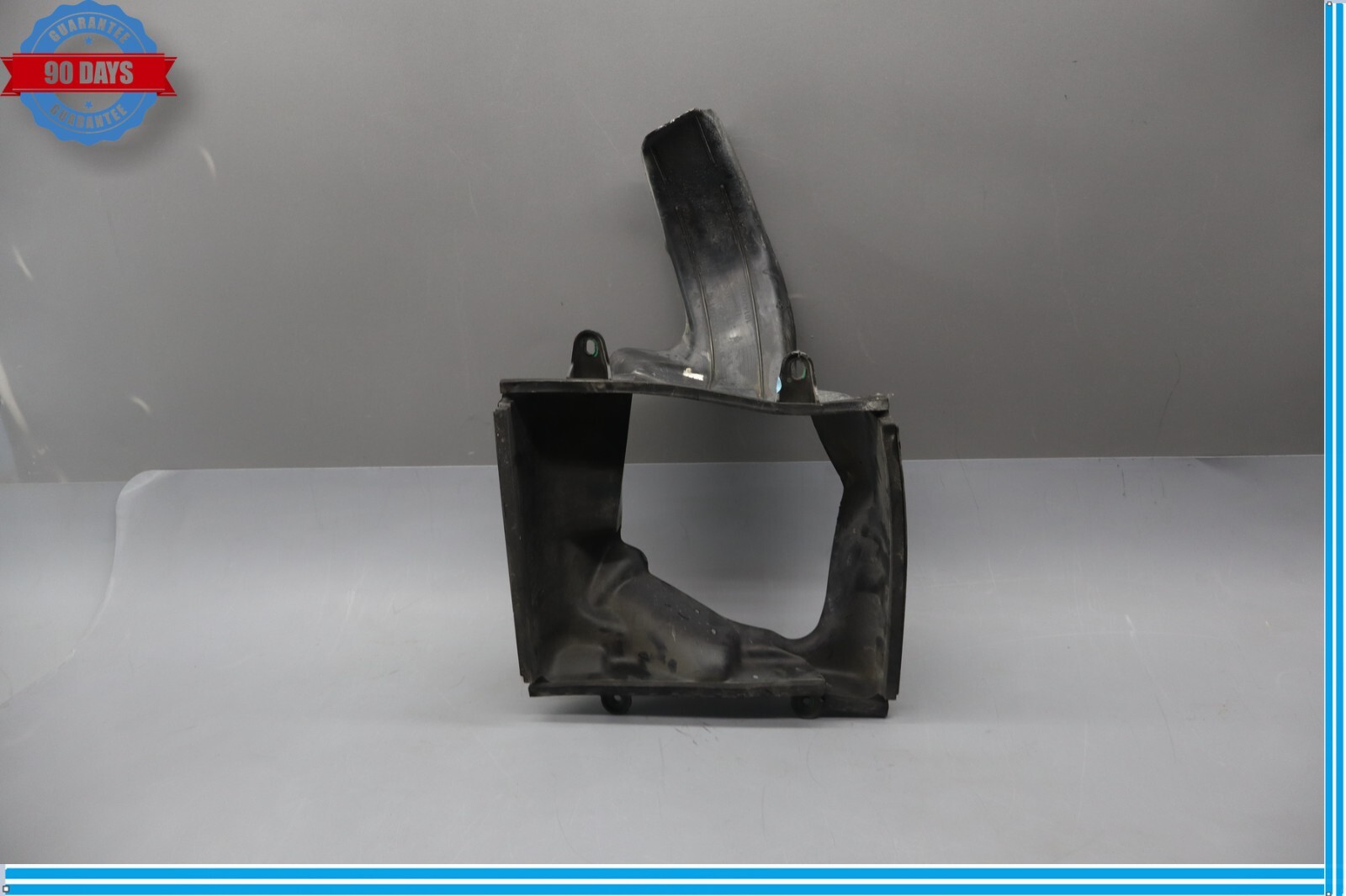14-18 Maserati Ghibli M157 Front Left Side Intercooler Duct Shroud 670004140 Oem