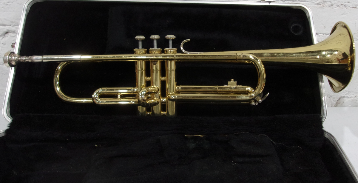 Vincent Bach Selmer Bundy Trumpet, USA, w/ case/mouthpiece