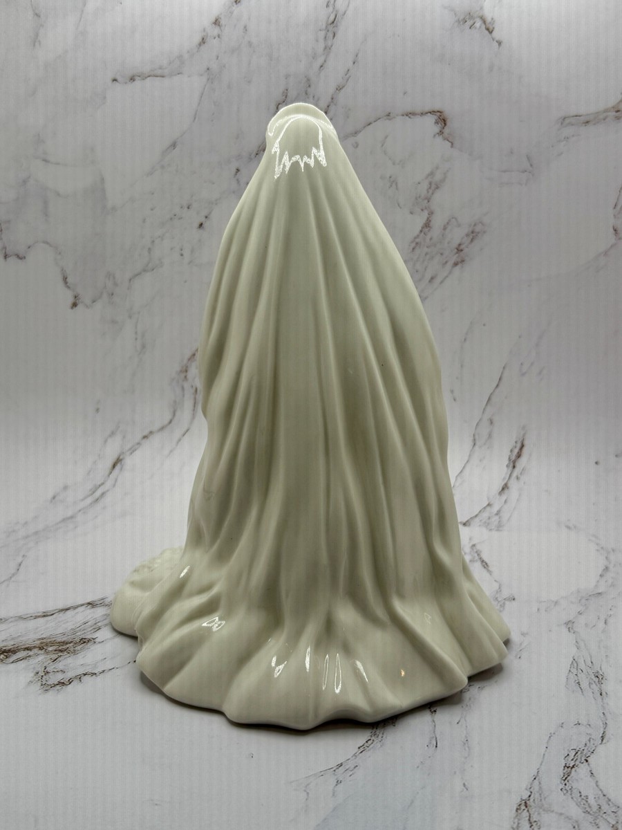 Royal Worcester HM Queen Elizabeth Diamond Wedding Anniversary 9.5