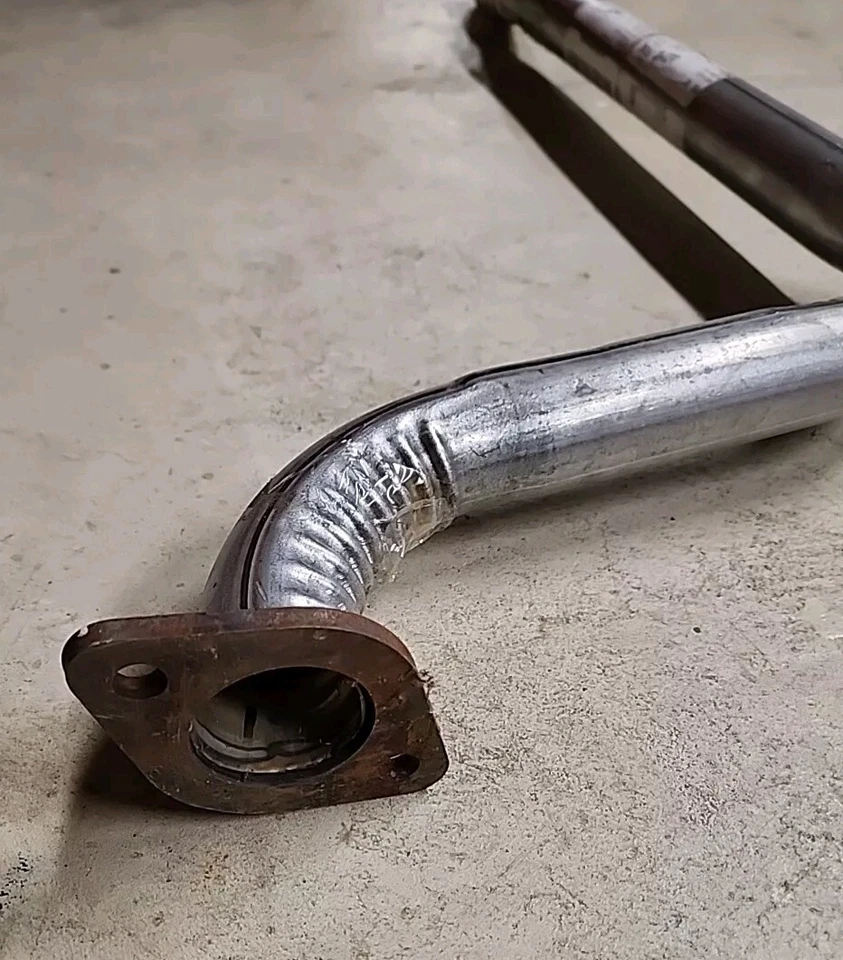  Exhaust Y Pipe Walker 50411  Aluminized Steel  Ford Mercury 4.6 Direct Fit  - Image 4 of 4