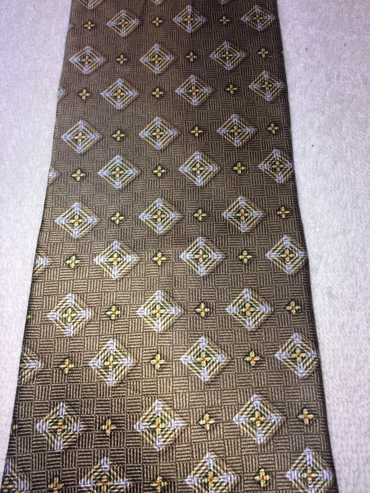 CORBATA HOMBRE NAUTICA BEIGE CON ORO 4 X 57 Foto 3 de 4