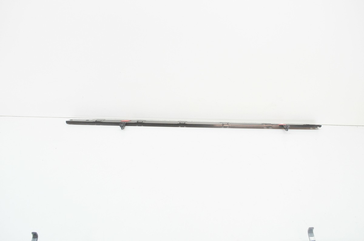 VOLVO XC60 MK1 Inner Right Rocker Panel Guard 31253163 NEW GENUINE 