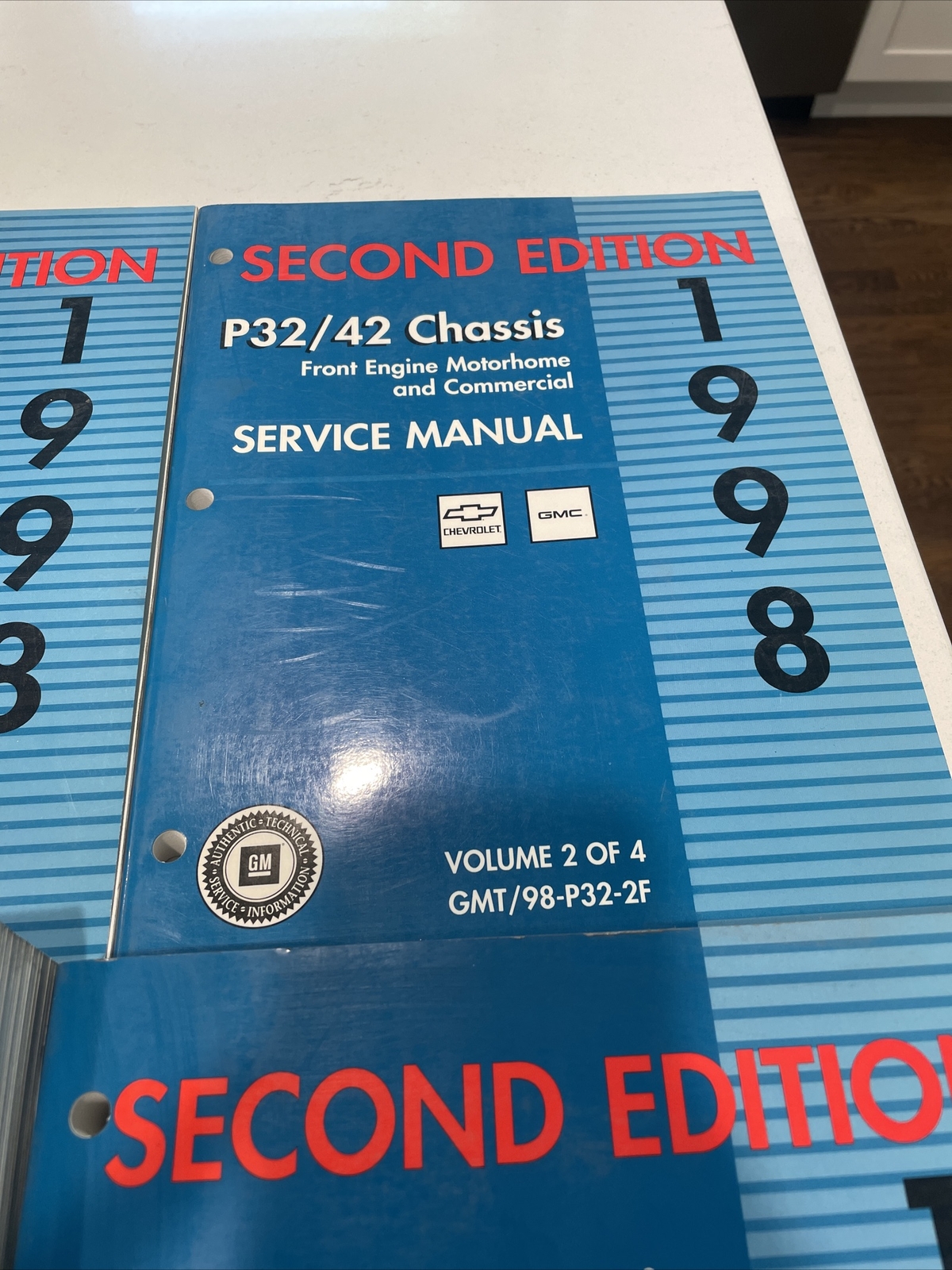 1998 Chevrolet GMC Truck P32 P42 Commerical Chassis & Motorhome Service