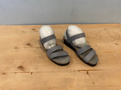 NWD Naot Kayla Sandal ,  Grey Leather , Sz 38 / US 7