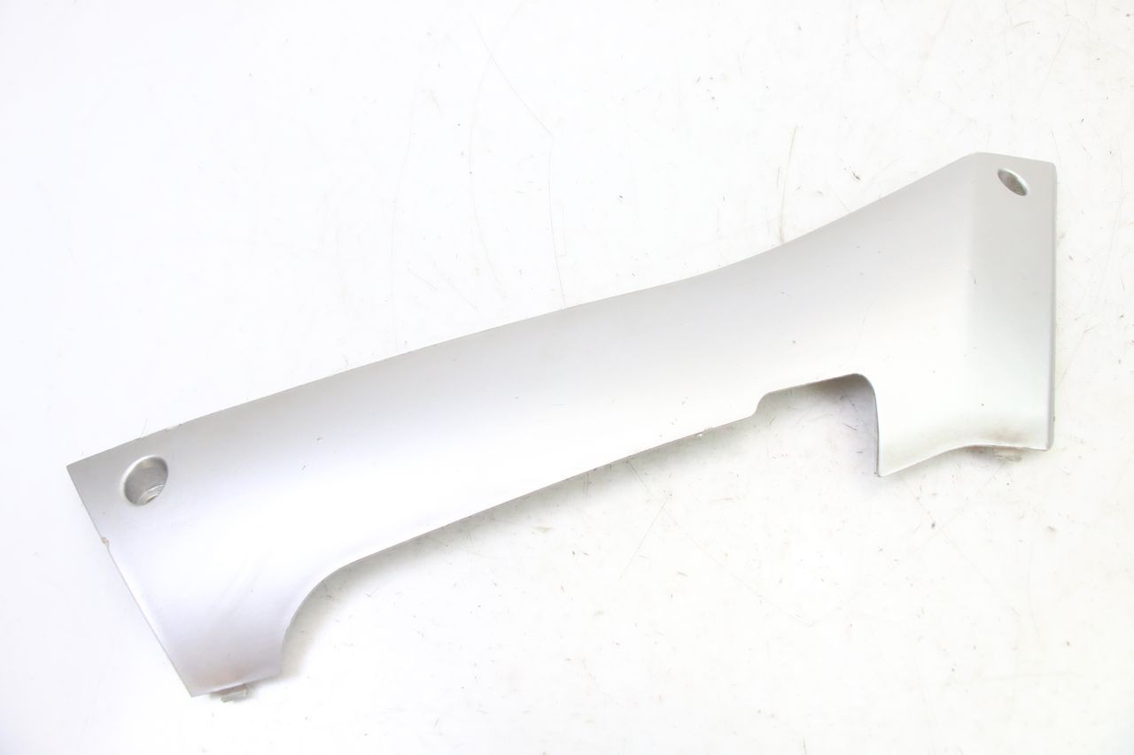 BAJO DE CAJA IZQUIERDA - PEUGEOT KISBEE 4T 50 (2018 - 2022)