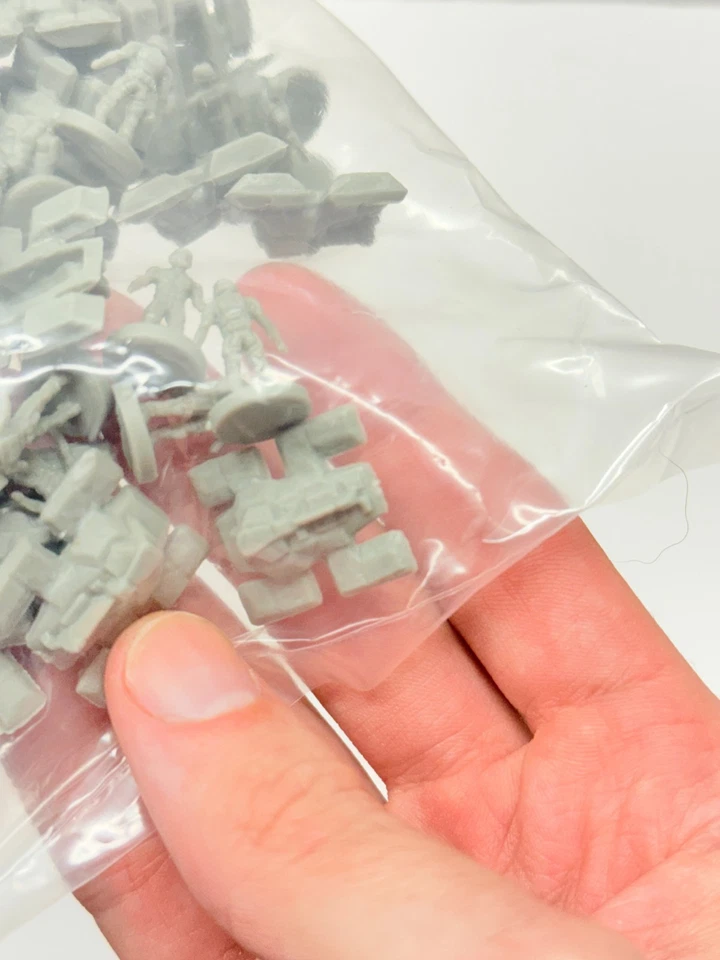 Halo Risk Legendary Edition Replacement Gray UNSC Marines Spartans Chief New - Image 2 of 4