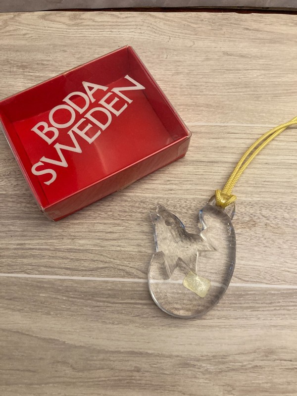 Kosta Boda Sweden Ornament Hatching Chick from Egg Spring Easter Chicken Farm