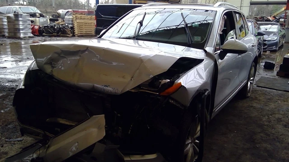 Alternator 180 Amp Fits 11-17 TOUAREG 6551170 - Image 3 of 4