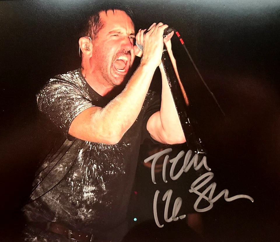 Auténtico autógrafo firmado por Trent Reznor (NIN: Nine Inch Nails) 8x10" con certificado de autenticidad Foto 3 de 4