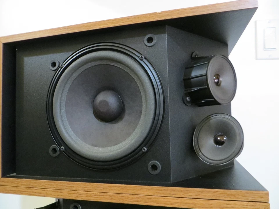 Bose 4.2 Series II Direct Reflecting Speakers - Image 4 of 4