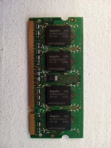 Memoria RAM 200 pines HYMP564S64CP6-C4 AB 1 GB (2x512 MB) DDR-4200 533 MH Foto 3 de 4