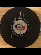 MIKE KOMISAREK SIGNED CAROLINA HURRICANES HOCKEY PUCK w/ COA