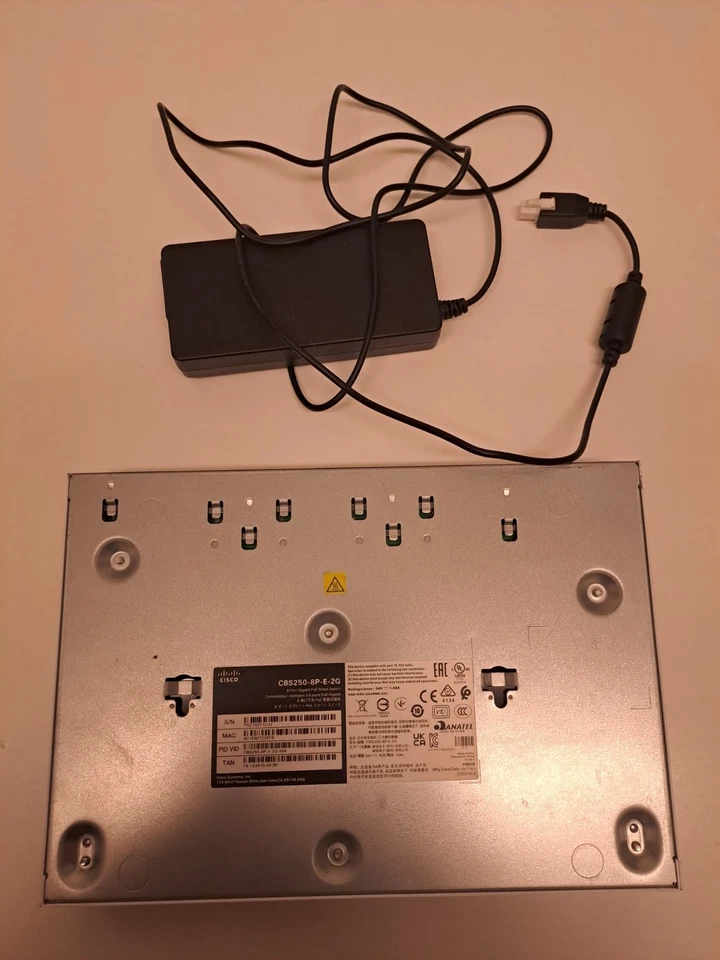 Cisco Business 250 Series Smart Switch, model CBS250-8P-E-2G - Part cable - Image 4 of 4