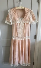 Vintage Jessica McClintock Wedding Dress Pale Pink Lace 1980s Size 5 Underslip
