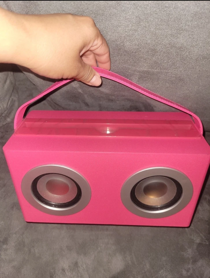 Polaroid Pink Portable Wireless Speaker. Bluetooth Portable - Image 2 of 4
