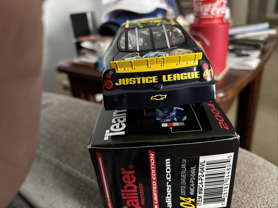 Team Caliber Joker #04 Justice League Villain Car 2004 Monte Carlo 1:24 Diecast - Image 3 of 4