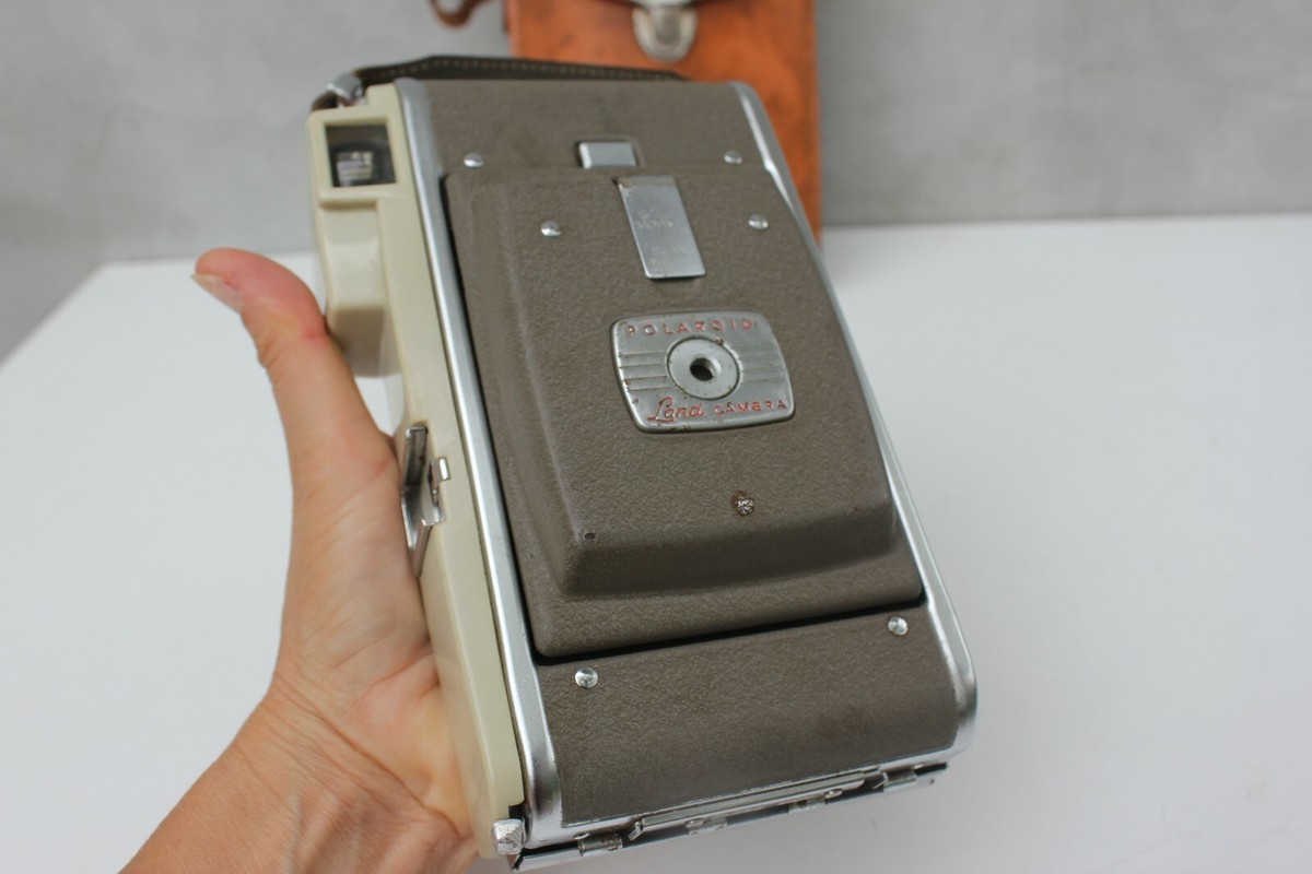 Vintage Polaroid Land Camera Model 80A with Case Folding Vintage Polaroid Land Camera Model 80A with Case Folding