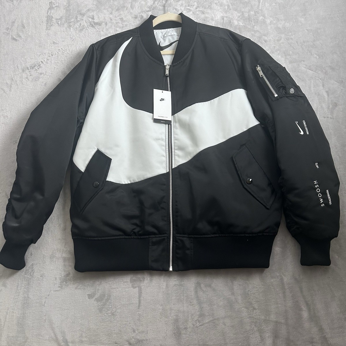 Nike Big Swoosh Therma-FIT Reversible Bomber Jacket XL Black White