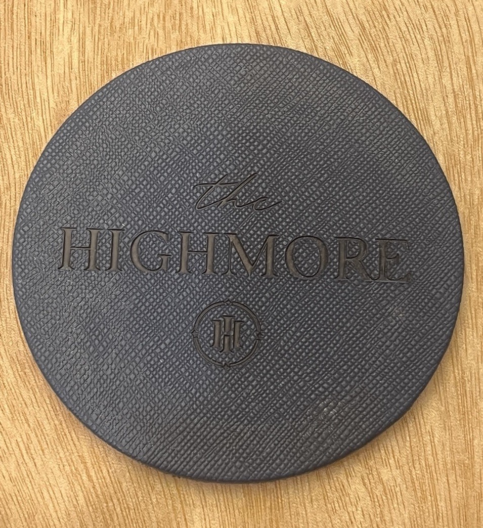 The Highmore Bar Waldorf Astoria Doha Qatar Luxury Coaster Navy Collectible Rare
