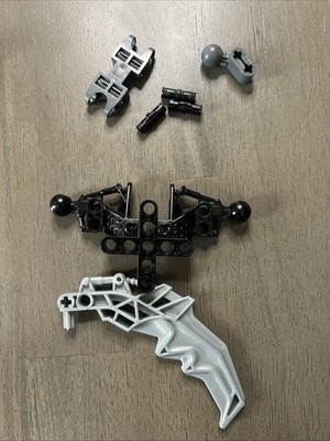 LEGO 8918 Bionicle Barraki Carapar 14% Complete 7 Replacement Pieces