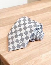 Louis Vuitton LV Damier White Men  s Necktie, LV Tie authentic