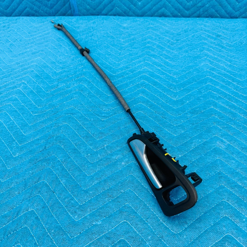 Manija de puerta interior delantera del conductor Ford Focus ST 2.0 2015-2018 OEM F1EBA22601BAW Foto 4 de 4