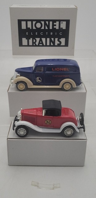 Ertl F085 1:48 Eastwood Lionel Plant Maintenance Van & Fire Dept Car (Set of 2)