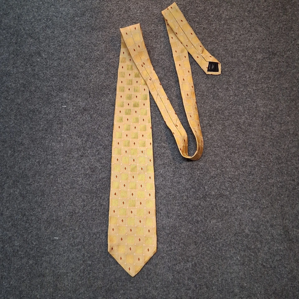 jos bank tie geometric patter yellow made in Italy 100% silk 60 X 3.75 - Image 2 of 4