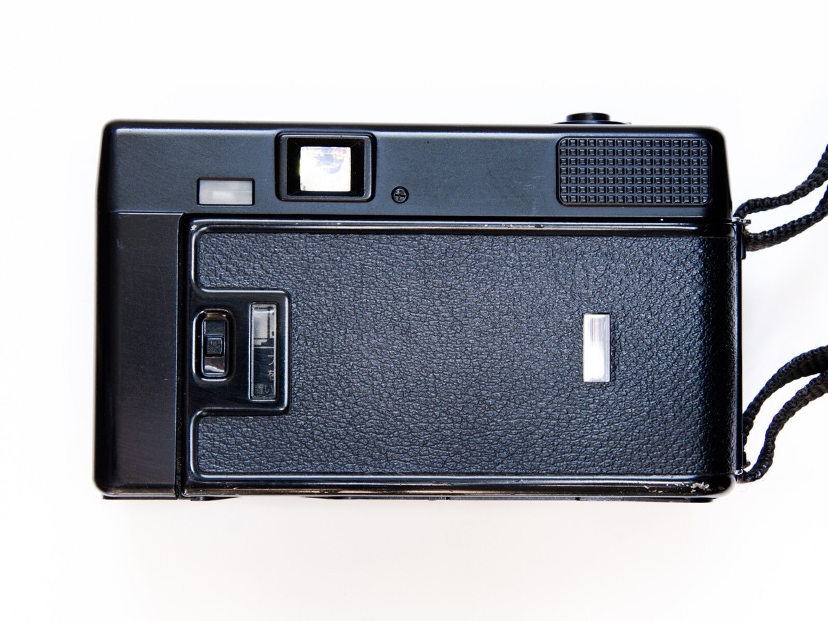 iso 1000 Nikon L35AF コンパクトフィルムカメラ Nikon L35AF L35 AF ISO 400 35mm Point & Shoot Camera w/ Batteries