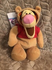 Disney Store Mini Bean Bag Winnie The Pooh Tigger As Pooh 8"
