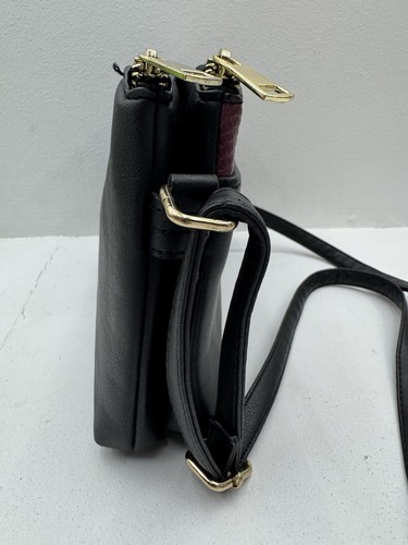 Pretty Plum/ Purple And Black Purse Pocket Book Lots Of Compartments Zipper/Snap - Picture 2 of 15