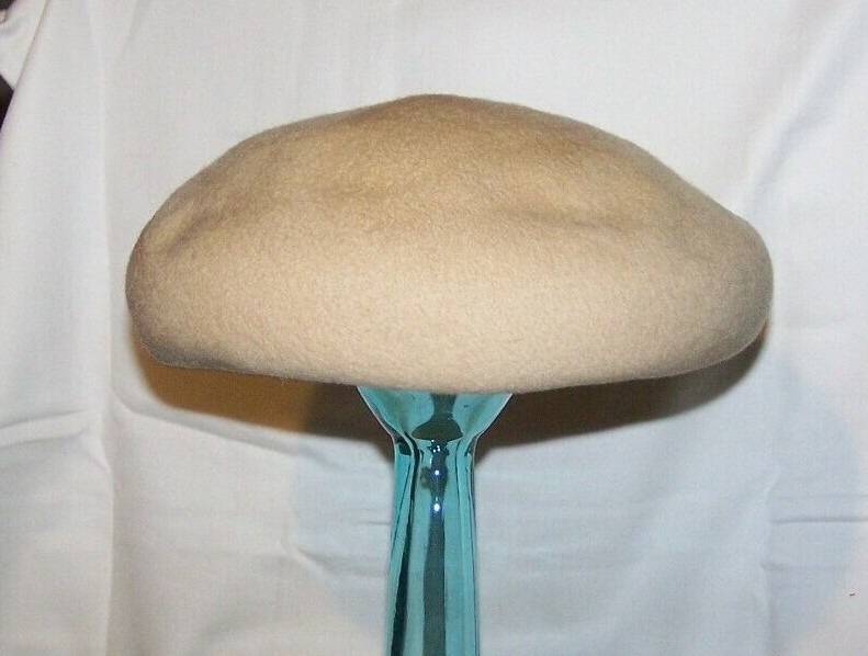 Vintage Yearounder Grey Wool Felt Pillbox Hat‎ Henry Pollak Inc Size 22 USA Made Vintage Yearounder Grey Wool Felt Pillbox Hat Henry Pollak  main image 3
