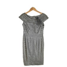 Adrianna Papell Size 4 Tiered Ruffle Cocktail Formal Dress Lined Silver Gray