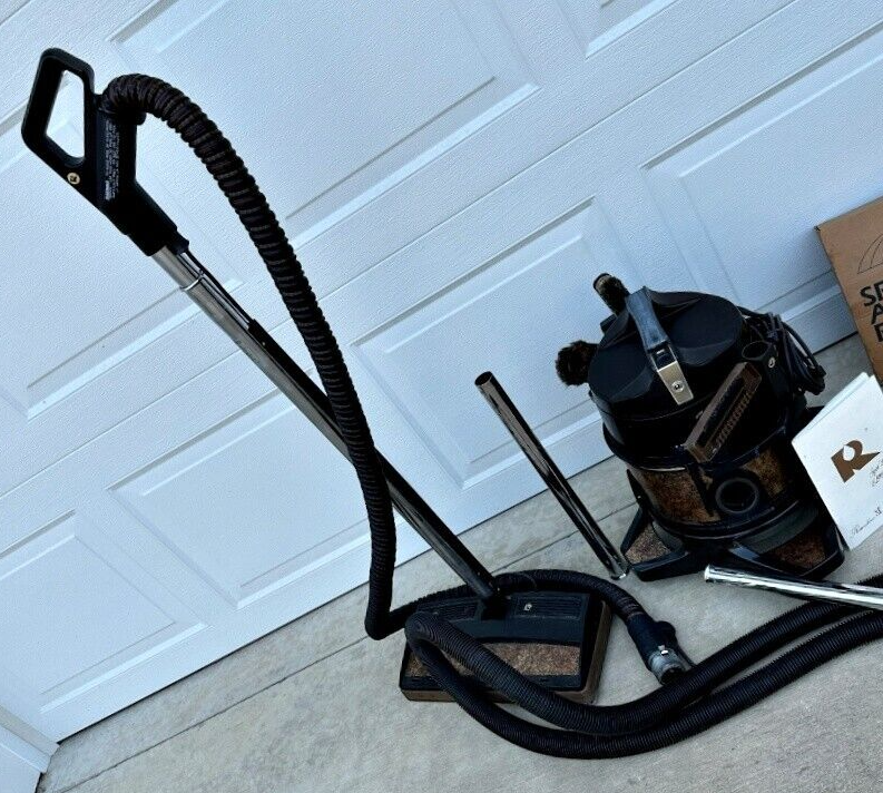 Rainbow SE D4C Vacuum Cleaner w/ R4375C Attachments & Special