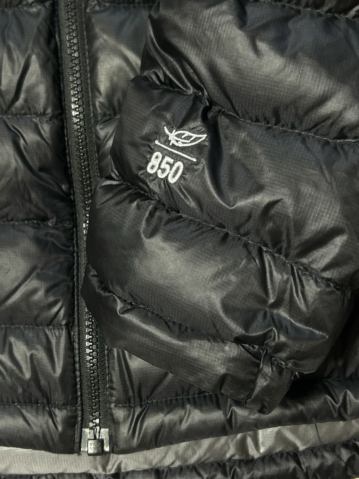 L.L Bean Men's Large Tall Ultralight 850 Down Hooded Jacket Black Full Zip Nice - Image 3 of 4