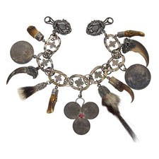 Charivari Kette mit Trachten Anhänger, Lederhose Second Hand 25326044 getragen