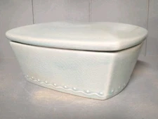 Green Celadon Ceramic Porcelain Lidded Box Pier One Imports Jewelry Trinkets Tea