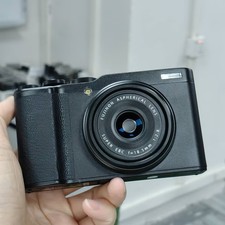 Fujifilm Fuji XF10 24.2 MP Digital Camera English Black w/ Charger & Battery