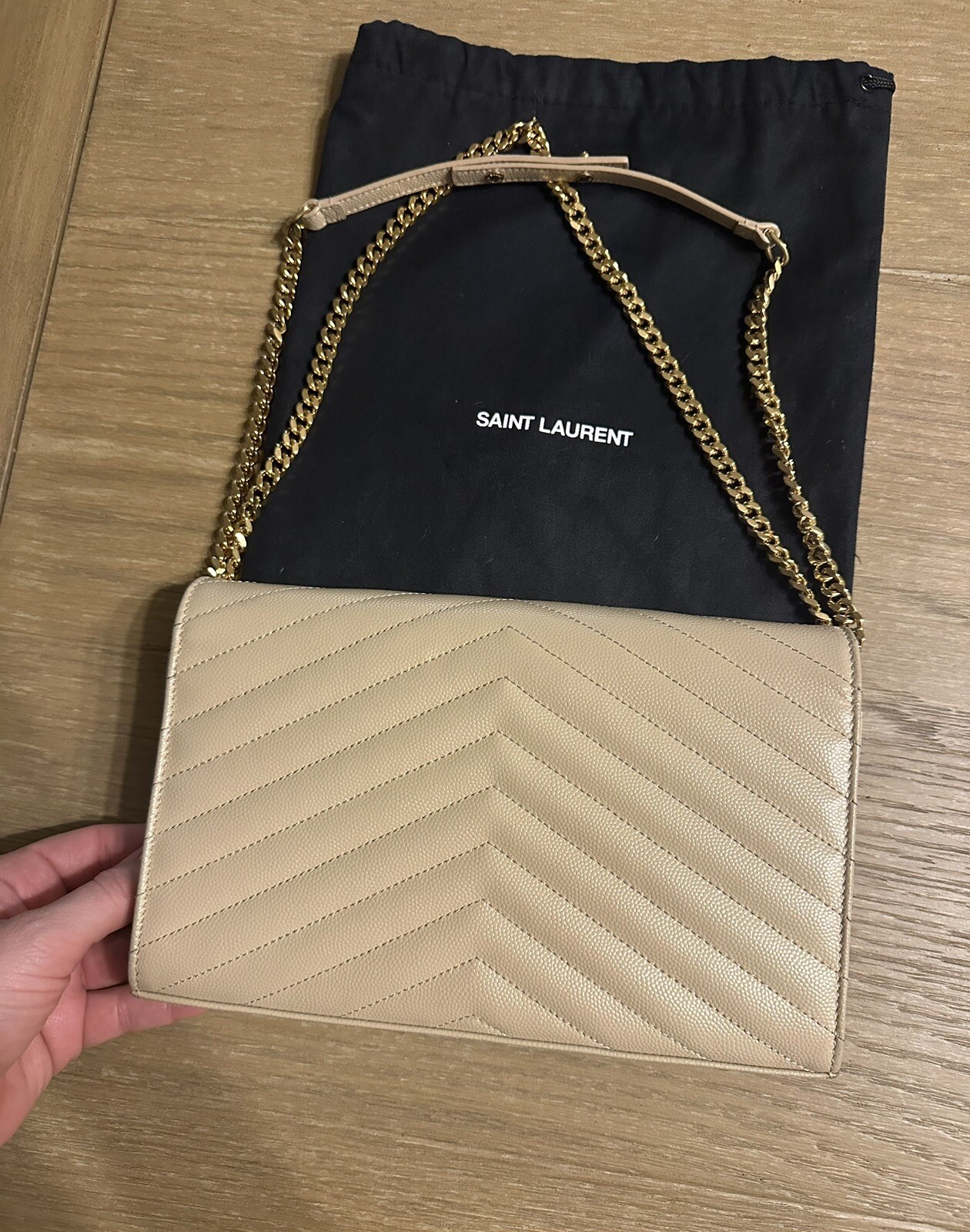 SAINT LAURENT YSL Portafoglio patta busta su catena