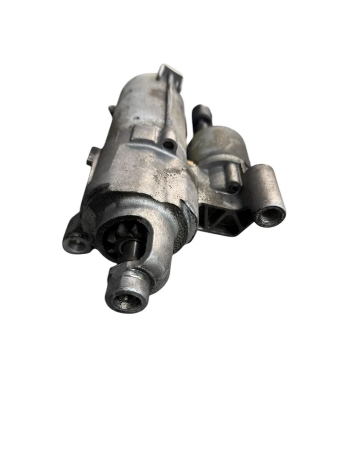 Motor de arranque Audi S4 2010-2015 OEM Foto 3 de 4