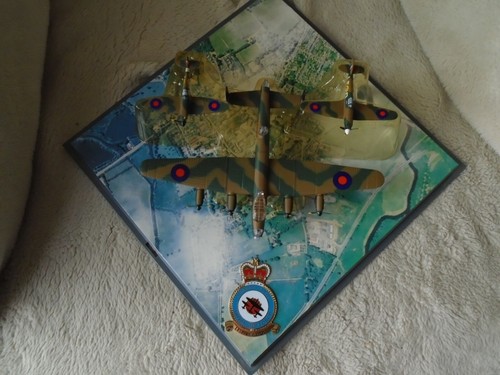 Corgi-Battle of Britain Memorial Flight 70th Anniversary Edition in VGC. - Picture 3 of 9