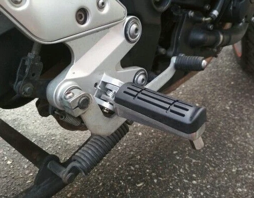 Adaptadores de estriberas delanteras para HONDA CB1000 Grom 125 VFR800 FI/X VTR1000F CB750F2 Foto 3 de 4