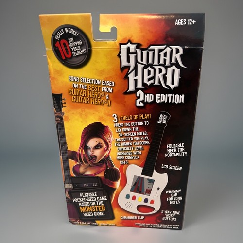 Guitar Hero 2nd Edition Playable Pocket-Sized Carabineer Game Ages 12+ - Picture 2 of 2