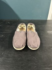 TOMS Women's Gray Canvas Classic 001001b07-nvy Slip-On Size 6.5