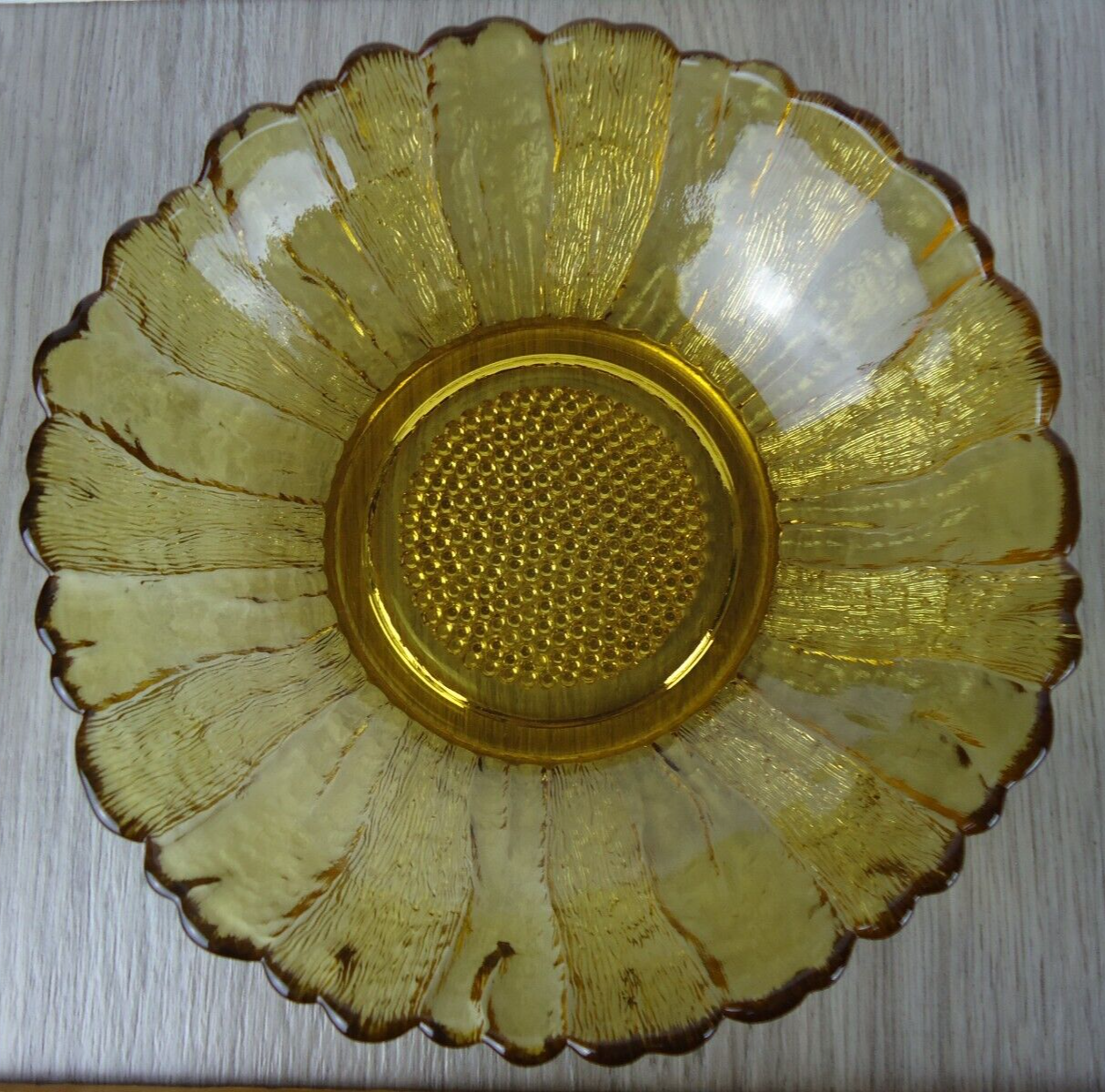 Vintage Amber Glass Sunflower Bowl for Salad Fruit or Farmhouse Decor
