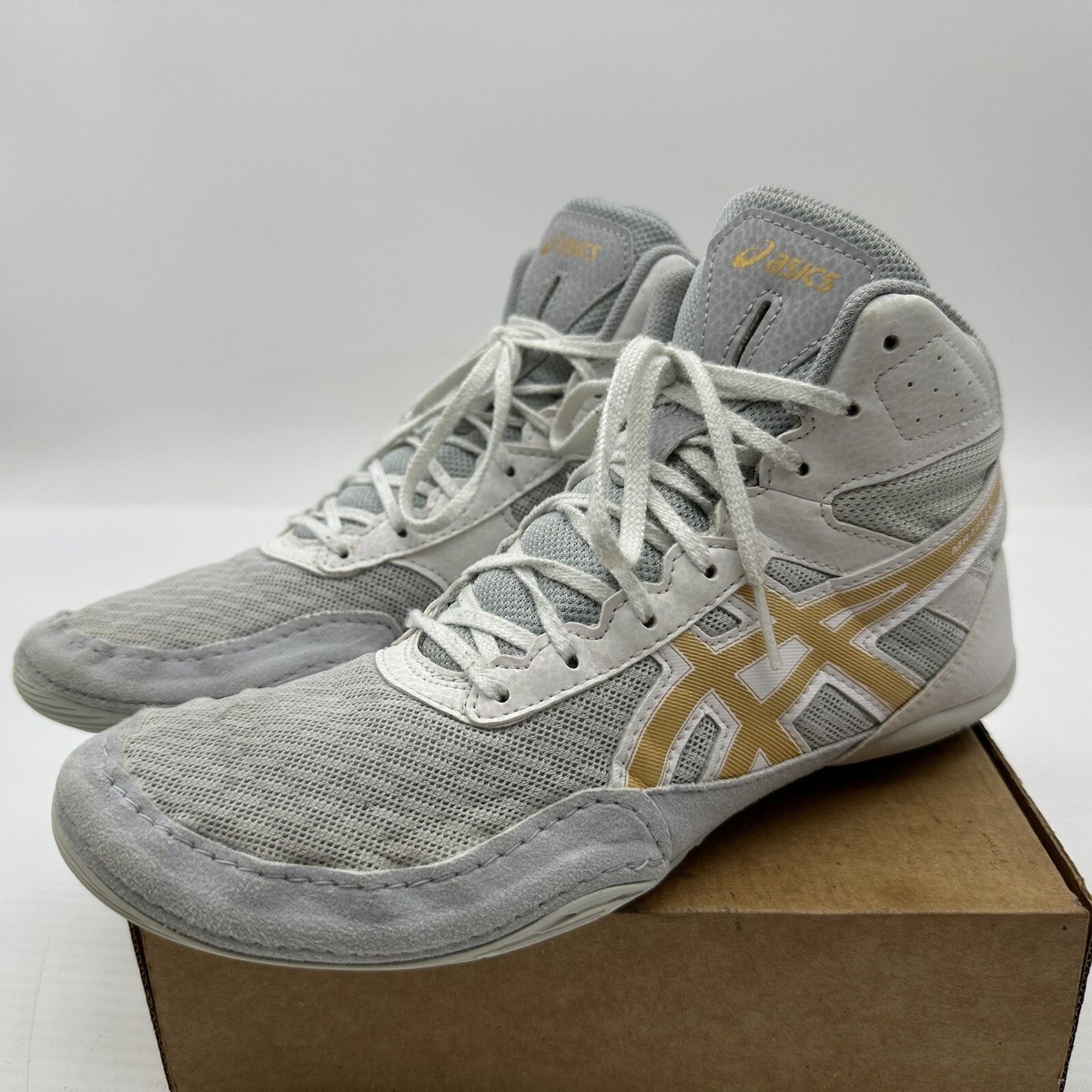 Asics Matflex Wrestling Shoes Combat MMA Suede White Gold Mens US Size - Main Image