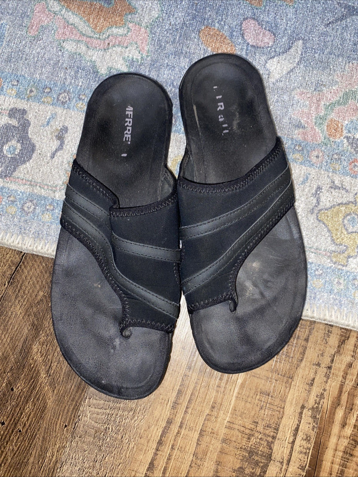 Sandali Merrell neri con punta in neoprene e passanti taglia 8